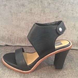 Dolce Vita Black Sandals